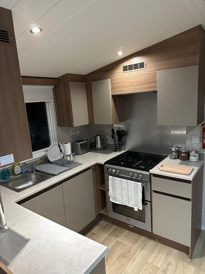 Luxurious 6 Berth Swift Bordeaux On Lyons Robin Hood Rhyl Villa Meliden Eksteriør bilde